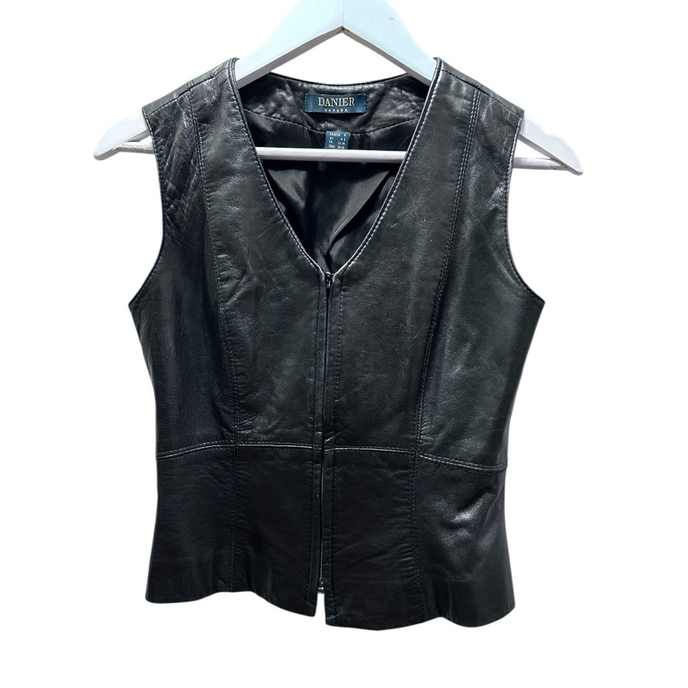 Danier Canada Black Leather Vest – Size Small